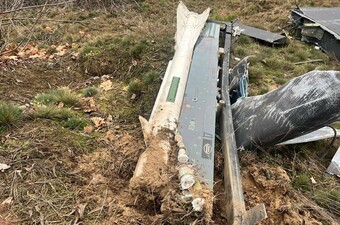 Olupina ruskog drona Geran s ostacima projektila zrak-zrak R-60