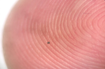 Najmanji autonomni i programibilan mikrorobot na svijetu