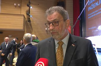 Radovan Fuchs ministar obrazovanja