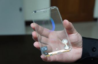 Kada ćemo imati prozirni smartphone? Krajem godine, kažu iz Polytrona 