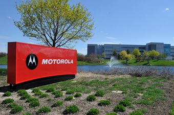Lenovo kupuje Motorolu od Googlea za 3 milijarde dolara?