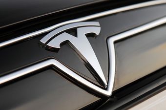Tesla u četvrtom tromjesečju prodao 25% više automobila, nadmašio očekivanja!