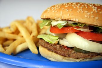 Sljedeći tjedan, netko će pojesti najskuplji hamburger od mesa iz laboratorija