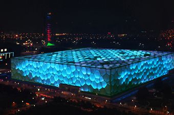 Kako je olimpijska dvorana Water Cube postala divovski Emoji "light show"