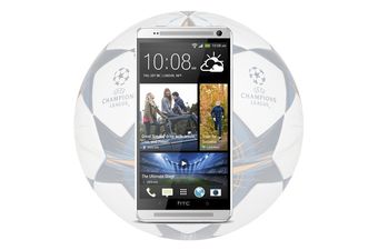 Kupite HTC One Max silver i na poklon ćete dobiti službenu loptu UEFA Champions League