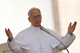 Papa Lav XIV.
