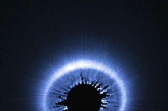 Protoplanetarni disk oko zvijezde HD 181327