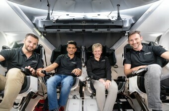 Tibor Kapu, Shubhanshu Shukla, Peggy Whitson i Sławosz Uznański-Wiśniewski
