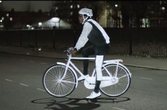 Volvo predstavio nevidljivi sprej koji bi trebao zaštititi bicikliste u prometu