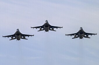 Formacija F-16 zrakoplova