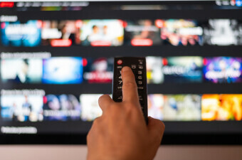 Pregled filmova i serija na streaming servisu, ilustracija