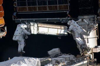 Astronauti u svemirskoj šetnji na ISS-u