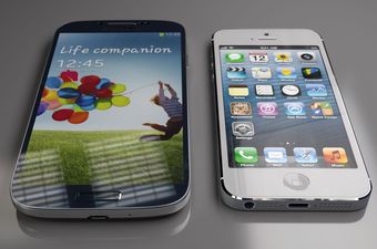 Apple iPhone 5S vs Samsung Galaxy S4 [INFOGRAFIKA]