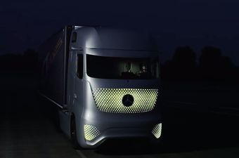 Mercedesov futuristički kamion izgleda doista impresivno i spašava živote