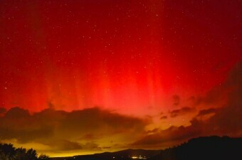 Aurora borealis iznad Huma u Istri