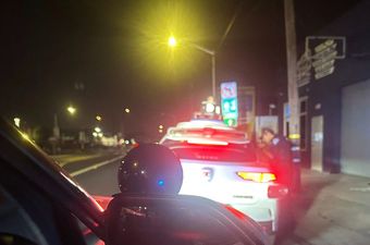 Policija zaustavila Waymovo vozilo