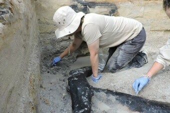 Arheološko iskopavanje drvene konstrukcije u Zambiji
