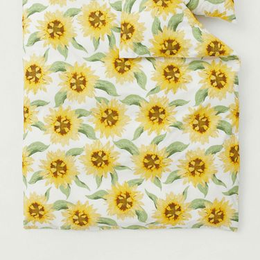 H&M Home, 34,99 funti (300,77 kn)