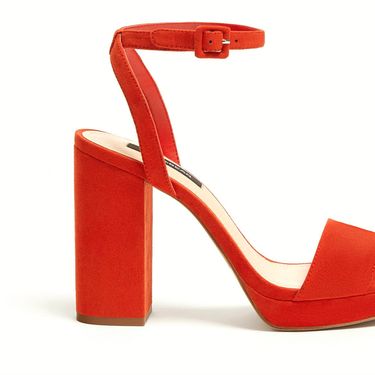 Pull & Bear, 199 kuna