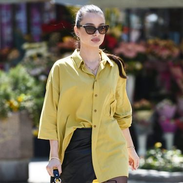 Street style izdanje ljepotice iz Zagreba u efektnim najlonkama