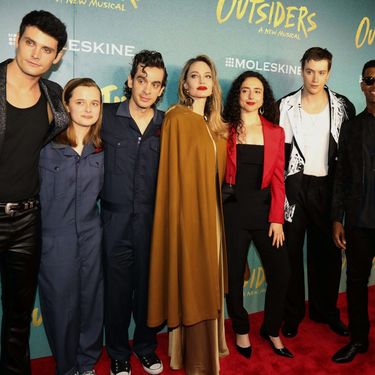 Angelina Jolie na premijeri mjuzikla The Outsiders