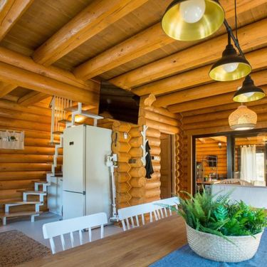 Drvena kuća Babylonica blizu Petrinje