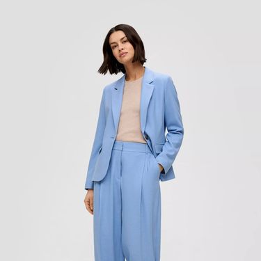 s.Oliver, sako, 149,99 eura hlače, 119,99 eura