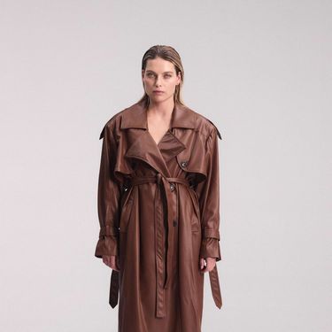 Dugi baloner brenda Izakova