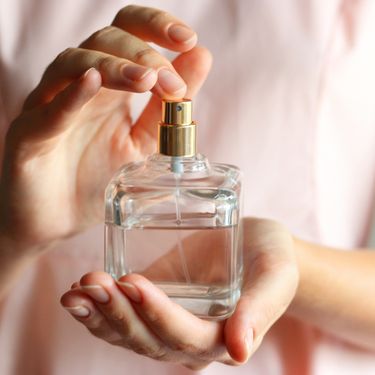 Žena i parfem