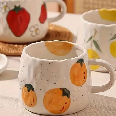 Šalice s motivima voća