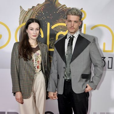 Baby Lasagna s djevojkom Elizabetom Ružić na dodjeli Porina