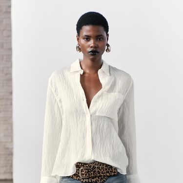 Bijela košulja (Zara); 29,95 eura