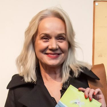 Ksenija Pajić na otvorenju izložbe Pozicije u Zagrebu