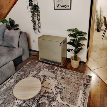 Stan u Gospiću uređen u šarmantnom industrijsko-starinskom stilu - 6