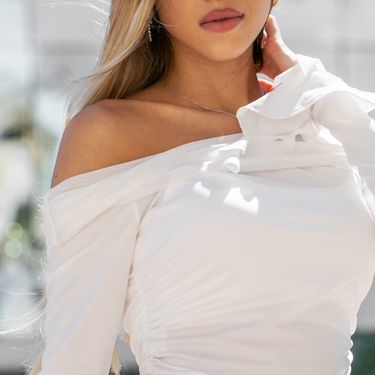 Asimetrične haljine hit su proljeća