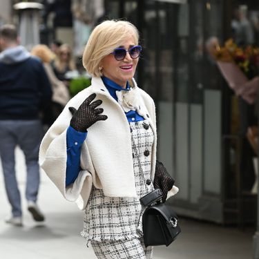 Elegantna dama u šetnji centrom Zagreba