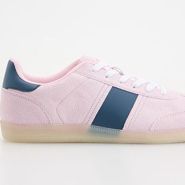 Reserved, 35,99 eura