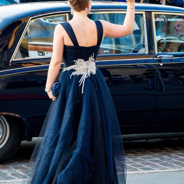 Princeza Isabella u haljini Jespera Hovringa