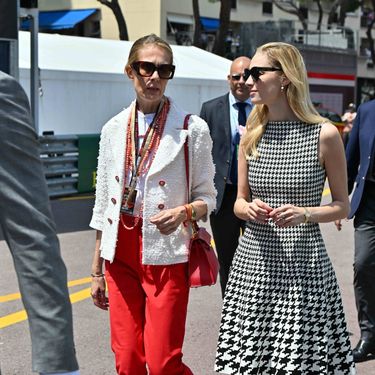 Lavinia Borromeo u baršunastim papučama