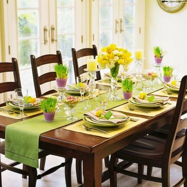 Dekoriranje uskrsnog stola