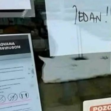 Neobična pogreška na natpisu ispred ljekarne