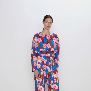 Zara, cvjetna bluza i hlače - 3