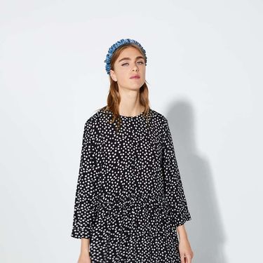 Crna verzija popularne haljine na točkice - 4