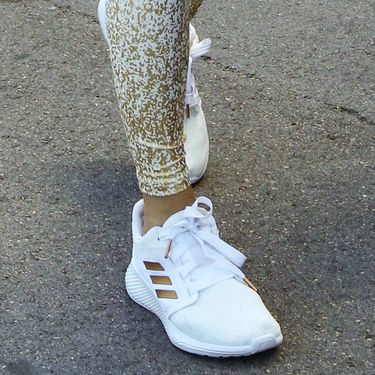 Jennifer u tenisicama brenda Adidas