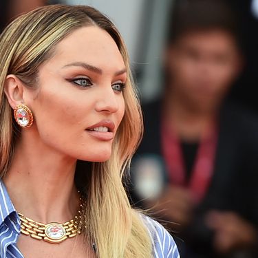 Candice Swanepoel na crvenom tepihu u Veneciji 2019.