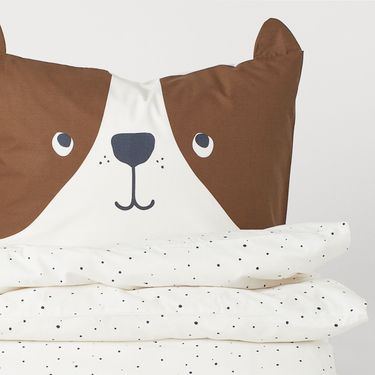 Medena jastučnica s ušima iz trgovine H&M Home - 2