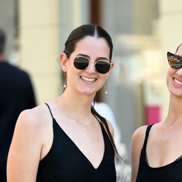 Crne ljetne kombinacije na zagrebačkoj špici