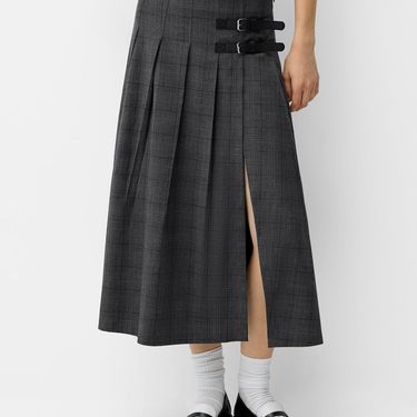 Bershka suknja, 29,99 eura