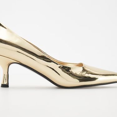 Reserved, 35,99 eura