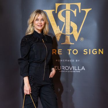 Iris Livaja u kombinaciji modne kuće Elisabetta Franchi